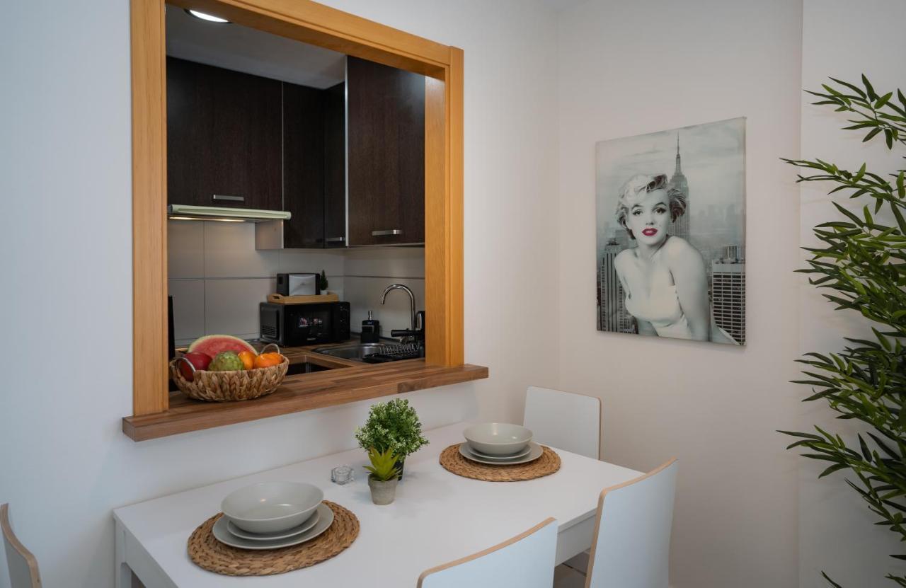 Enjoyme Apartment Malaga Exterior photo